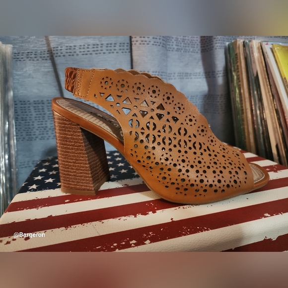 Leather Dakota heels - Picture 7 of 14